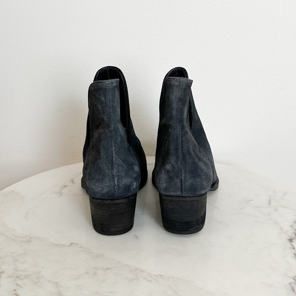 NEW Free People Charm Double-V Ankle Bootie in Navy Suede Size 8 US 38 EU - Picture 6 of 8